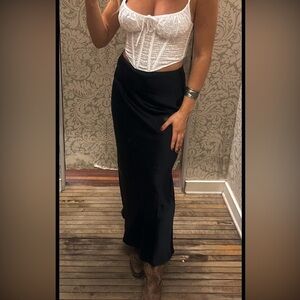 Small maxi satin Urban Outfitters skirt